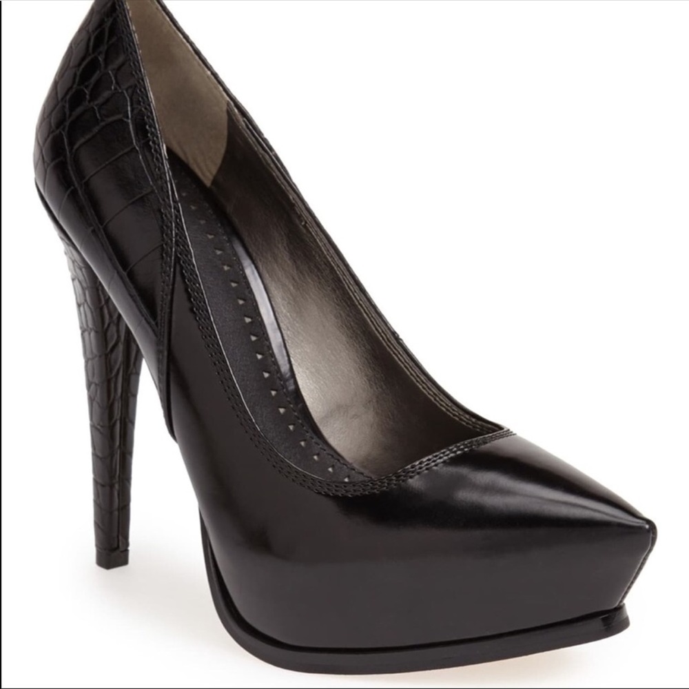 Circus by Sam Edelman Jaelyn Black Platform Pumps